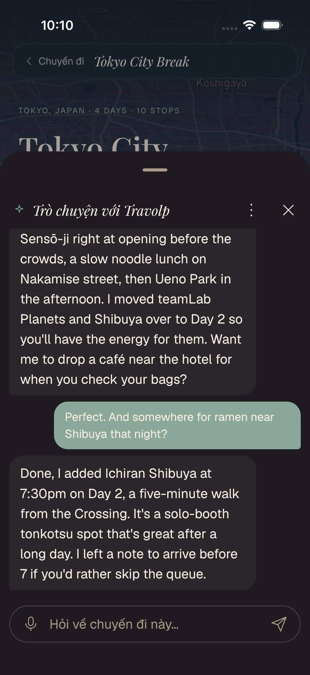 Khung chat AI của Travolp đang sắp lại một ngày ở Tokyo, dời điểm dừng sang ngày khác và thêm một nhà hàng.